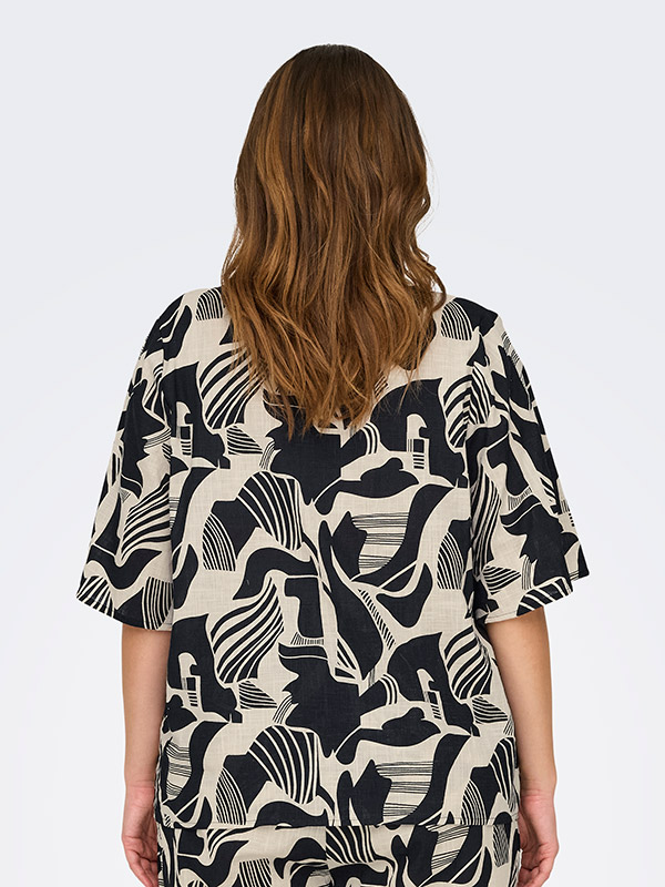CARMALUSI - Plus Size T-paita fra Only Carmakoma