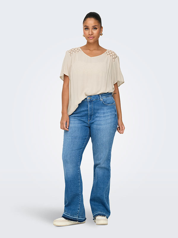 CARSELASI - Plus Size T-paita fra Only Carmakoma