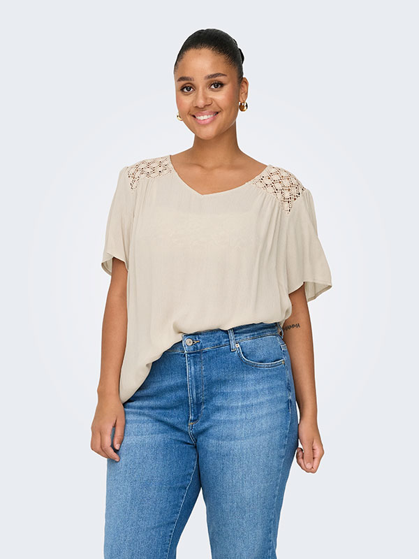 CARSELASI - Plus Size T-paita fra Only Carmakoma