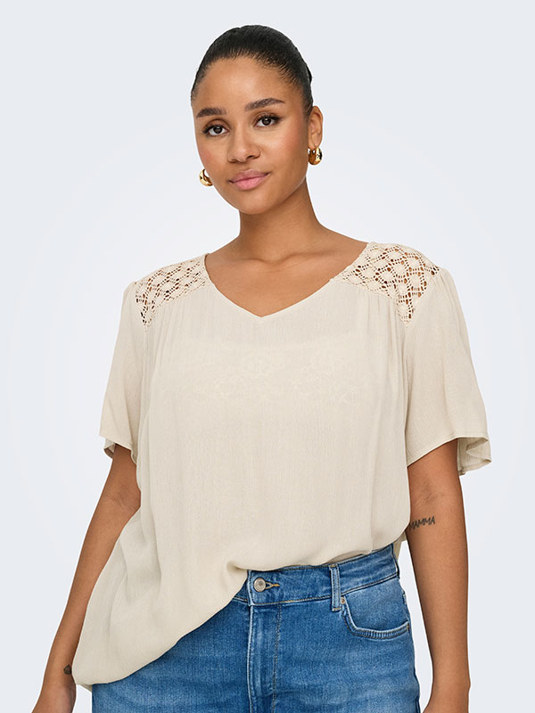 CARSELASI - Plus Size T-paita fra Only Carmakoma
