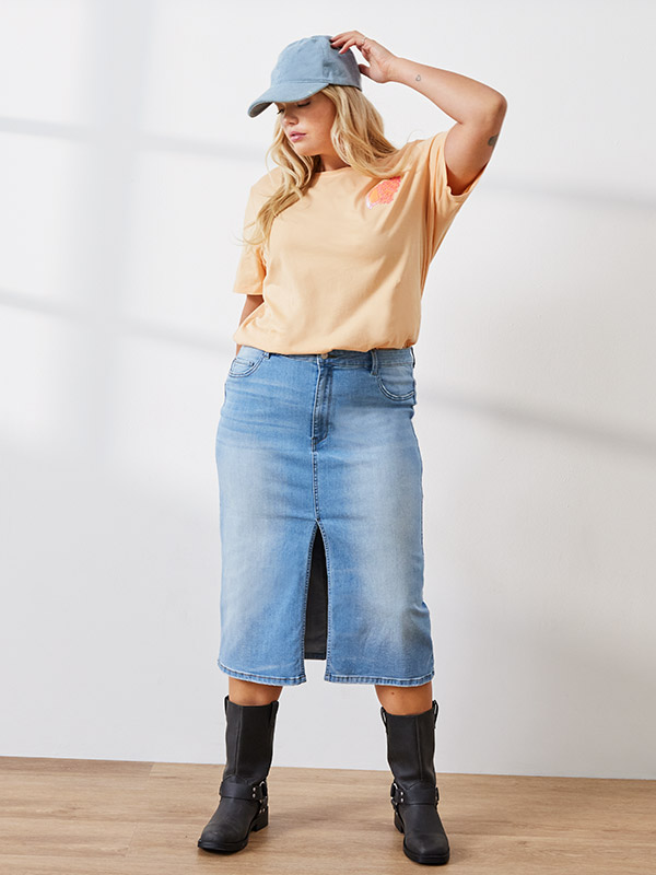 CARRASE - Plus Size T-paita fra Only Carmakoma