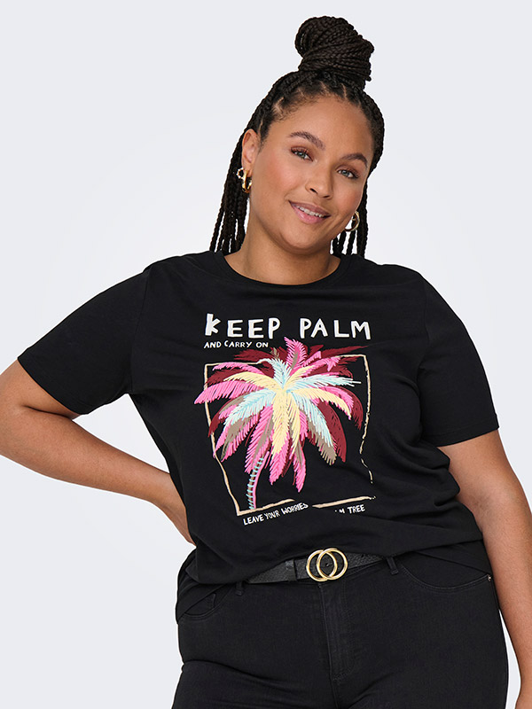 CARELLIOT - Plus Size T-paita fra Only Carmakoma