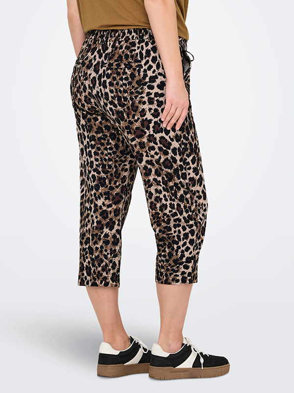 CARGOLDTRASH - Plus Size Housut fra Only Carmakoma