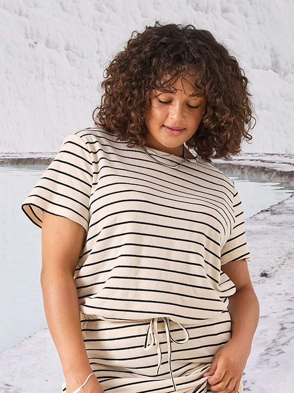 CARJANA - Plus Size T-paita fra Only Carmakoma