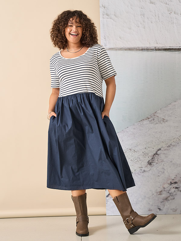 CARBEE - Plus Size Mekko fra Only Carmakoma