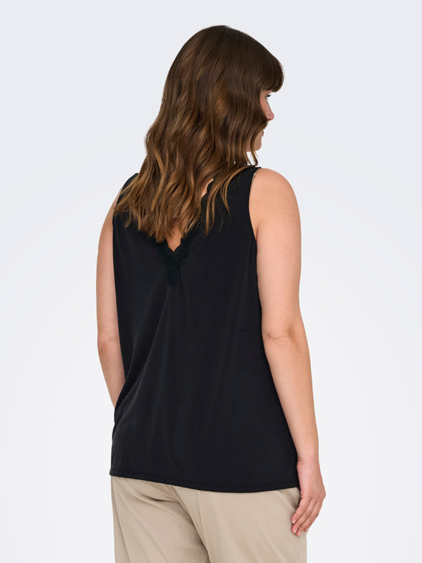 CARFREE - Plus Size Toppi fra Only Carmakoma