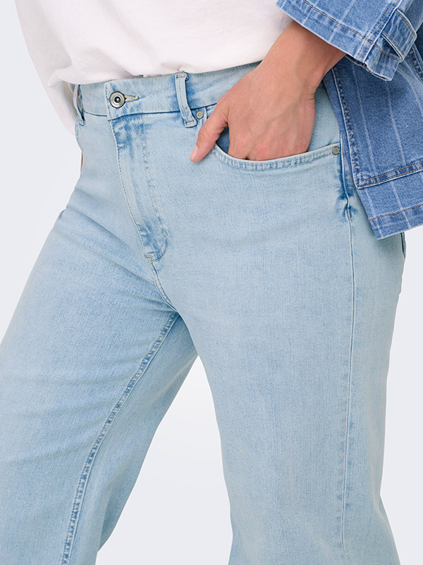 CARWILLY - Plus Size Farkut fra Only Carmakoma