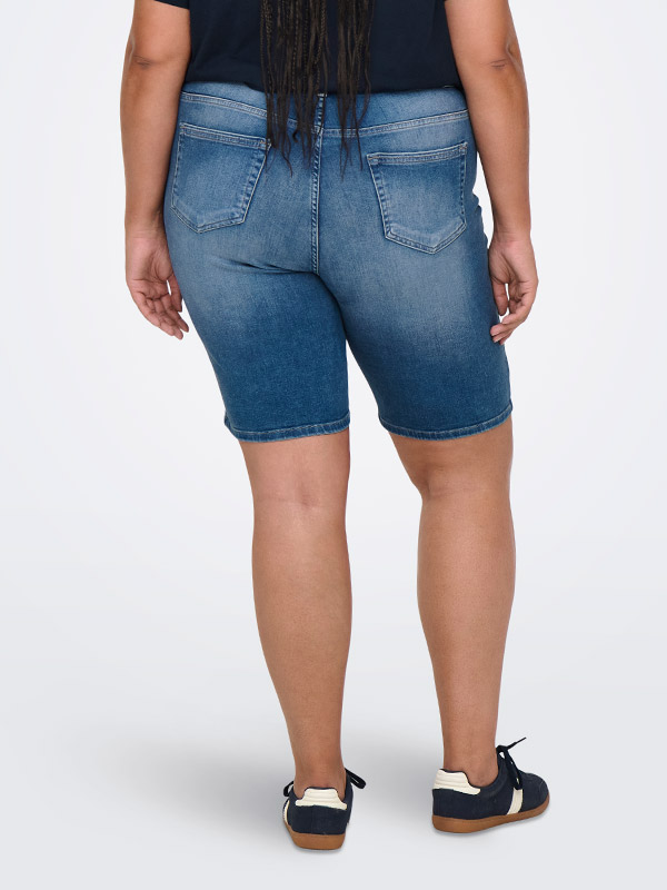 CARWILLY - Plus Size Shortsit fra Only Carmakoma