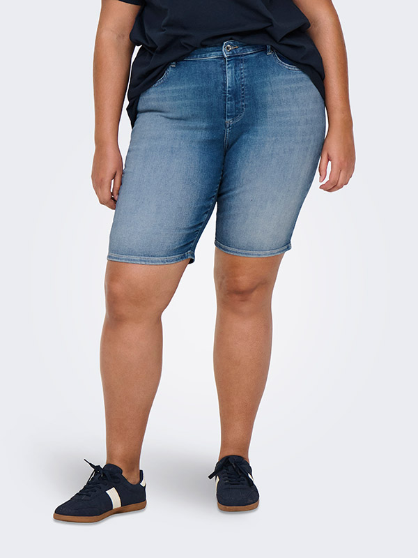 CARWILLY - Plus Size Shortsit fra Only Carmakoma