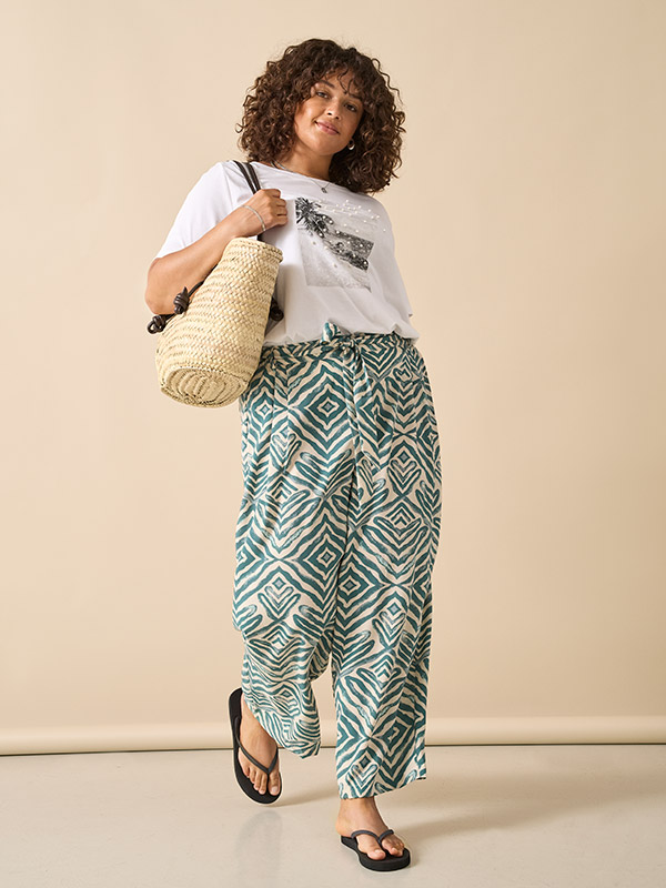 CARSHILLA - Plus Size Housut fra Only Carmakoma