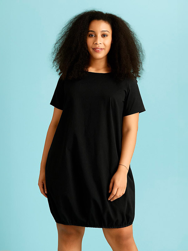 AMIN - Plus Size Mekko fra Zhenzi