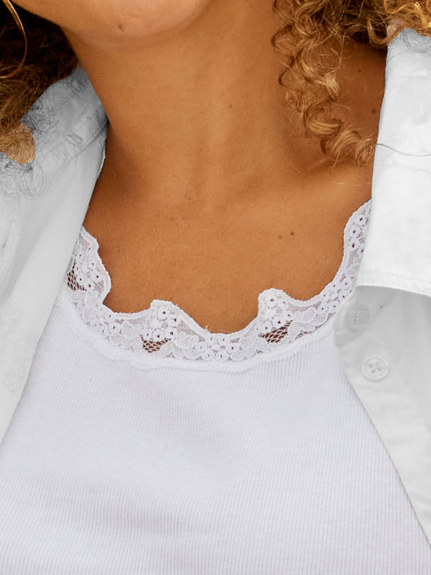 LARA - Plus Size Toppi fra Zhenzi