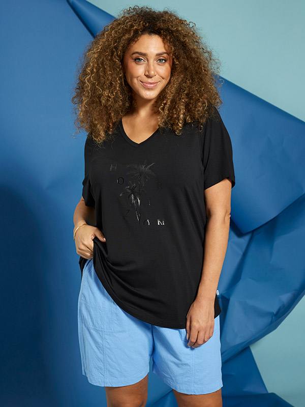 ZH-AMIN - Plus Size Shortsit fra Zhenzi