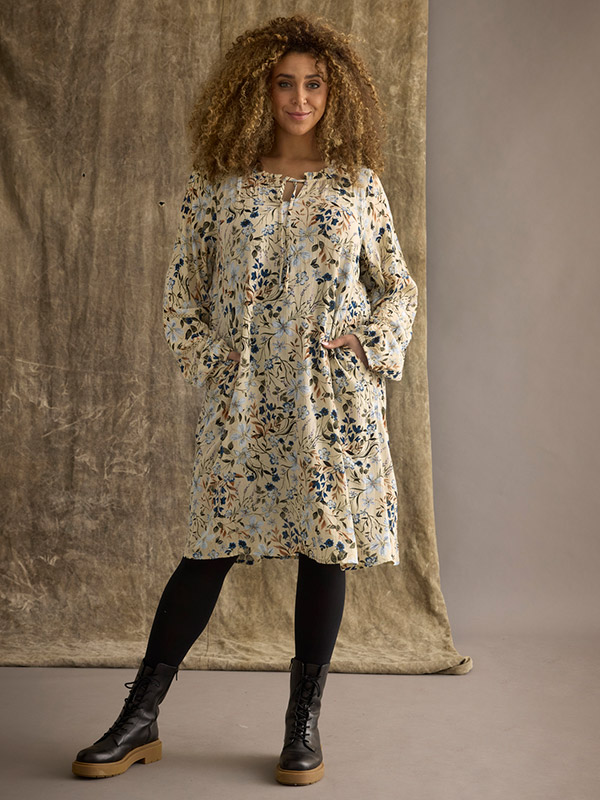 ZH-OPHA - Plus Size Mekko fra Zhenzi