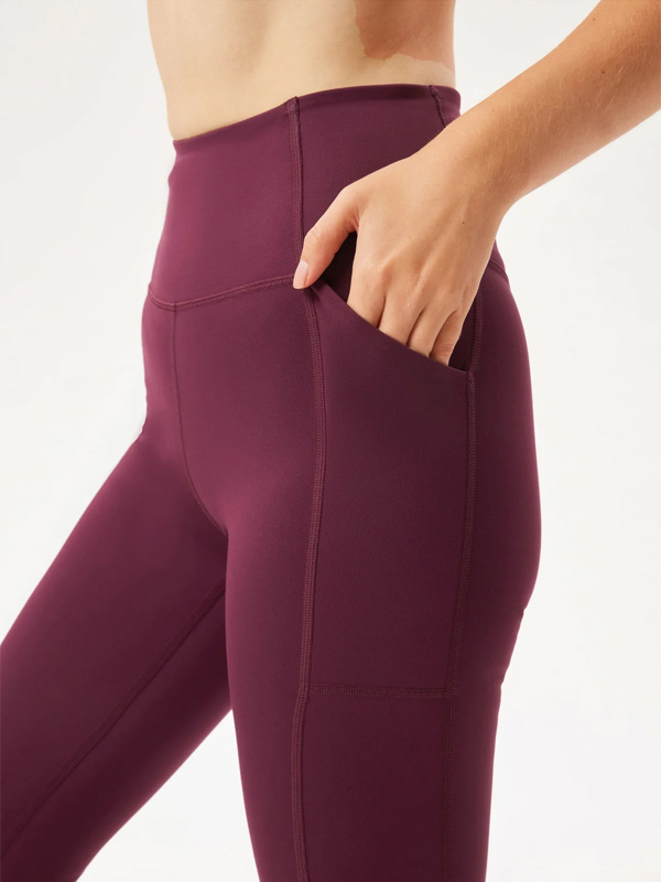 POCKET - Plus Size Treenitightsit fra Girlfriend Collective