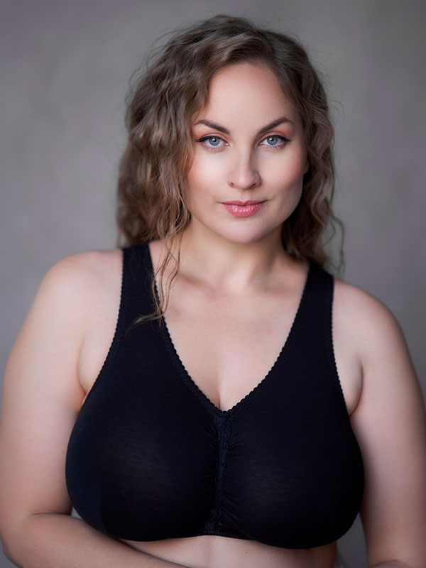 UNIQUE BOMULD - Plus Size Ilman kaaria liivit fra Plaisir