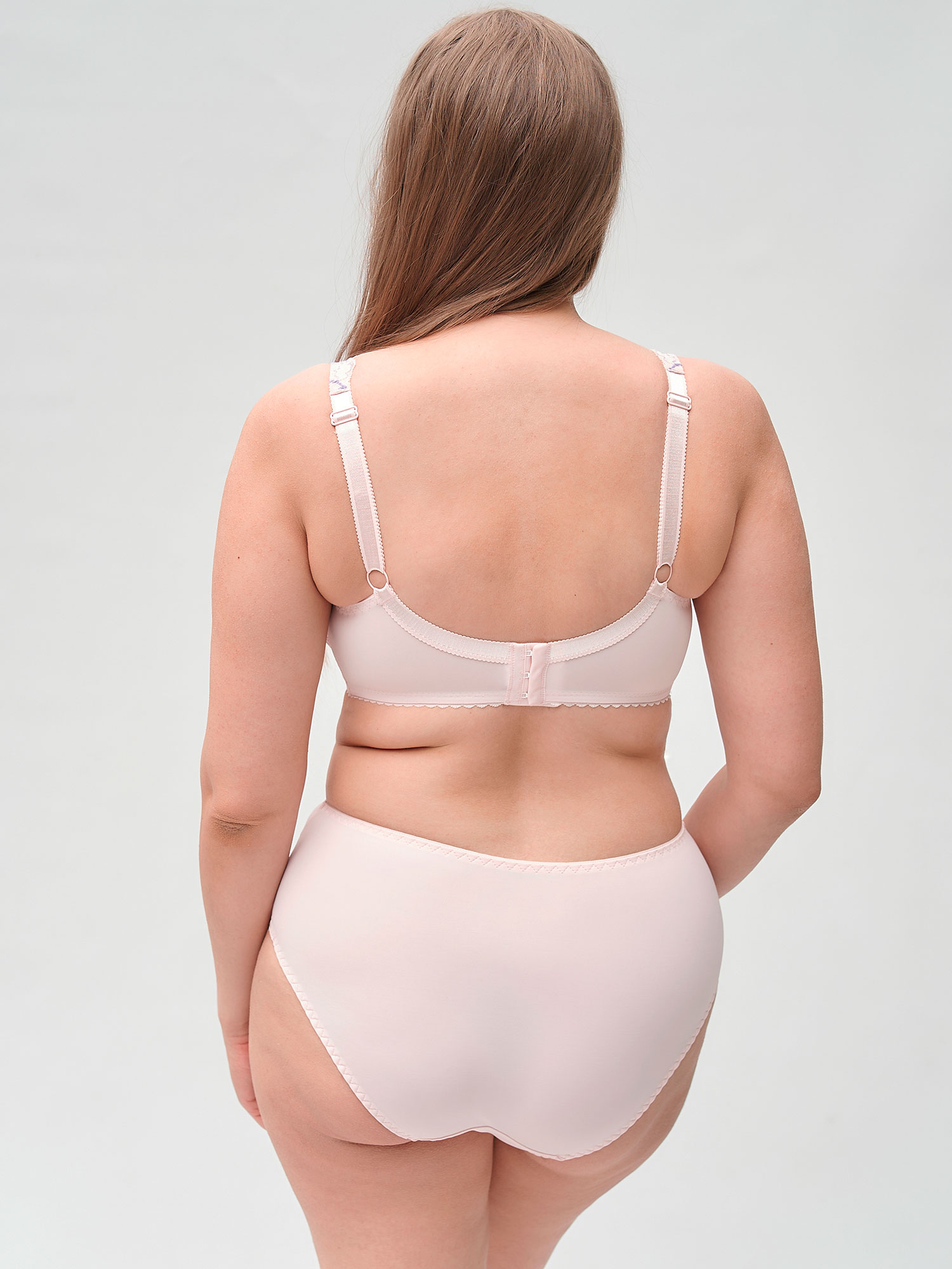 BEATE FULL LACE - Plus Size Kaaret liivit fra Plaisir