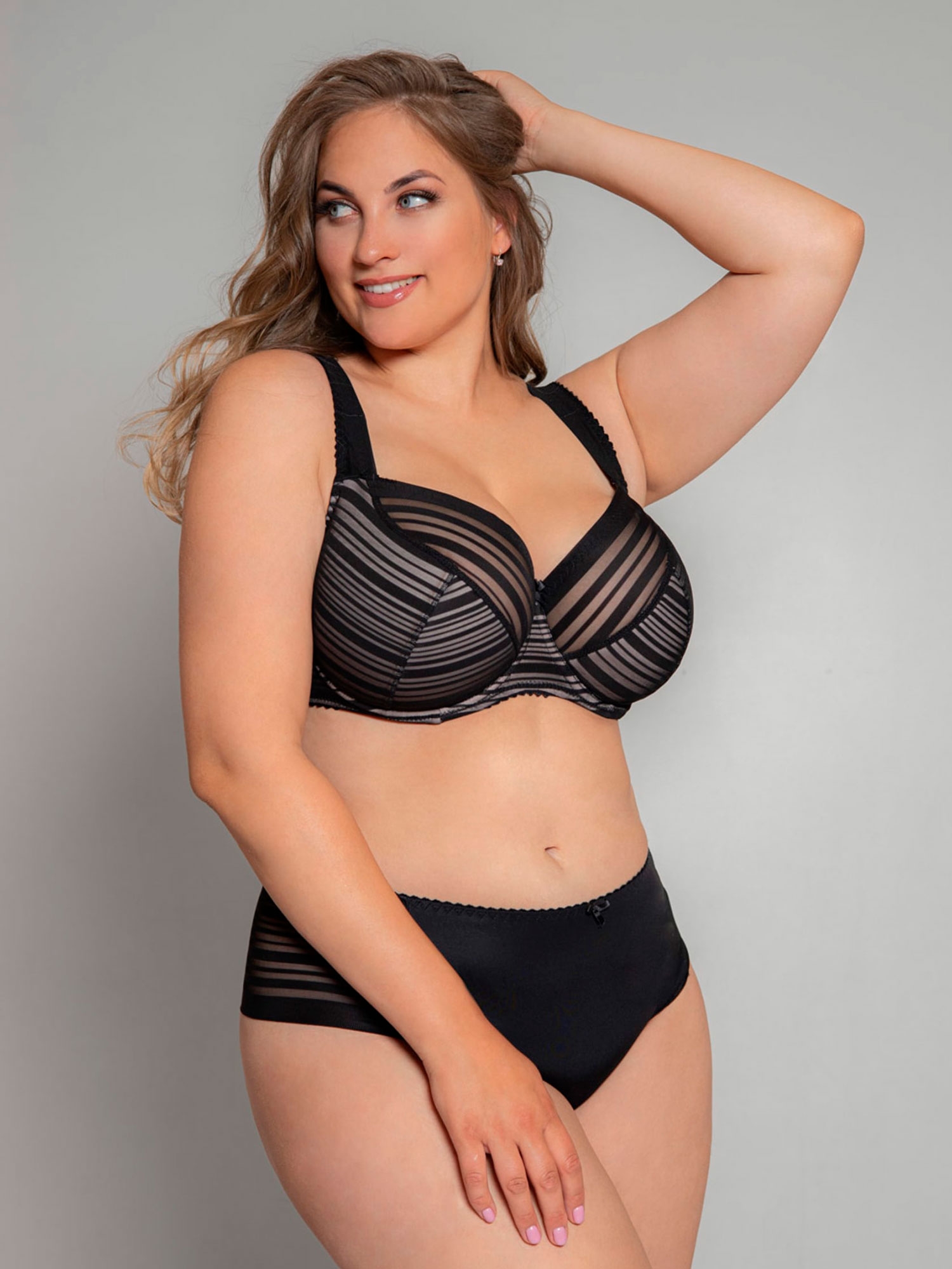 ZOE PUSH UP - Plus Size Kaaret liivit fra Plaisir