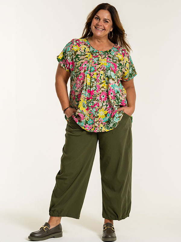 CLARA - Plus Size Housut fra Gozzip