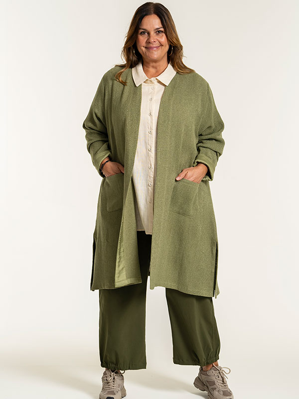CLARA - Plus Size Housut fra Gozzip
