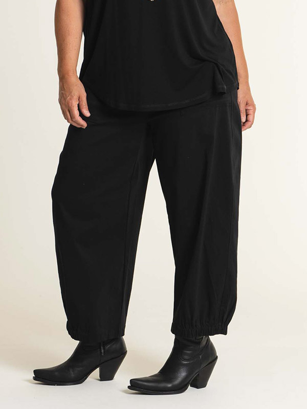 CLARA  - Plus Size Housut fra Gozzip
