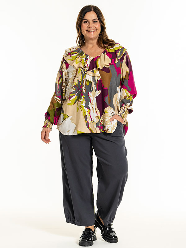 CLARA - Plus Size Housut fra Gozzip