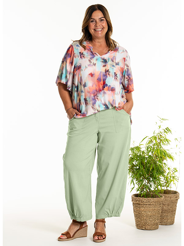 CLARA - Plus Size Housut fra Gozzip