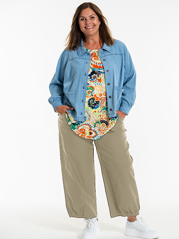 CLARA - Plus Size Housut fra Gozzip