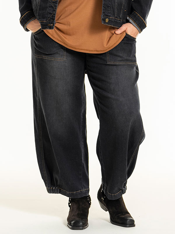 CLARA - Plus Size Farkut fra Gozzip