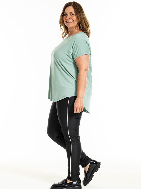 GITTE - Plus Size T-paita fra Gozzip