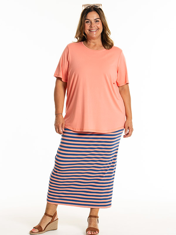 GITTE - Plus Size T-paita fra Gozzip