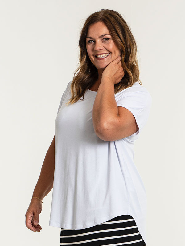 GITTE - Plus Size T-paita fra Gozzip