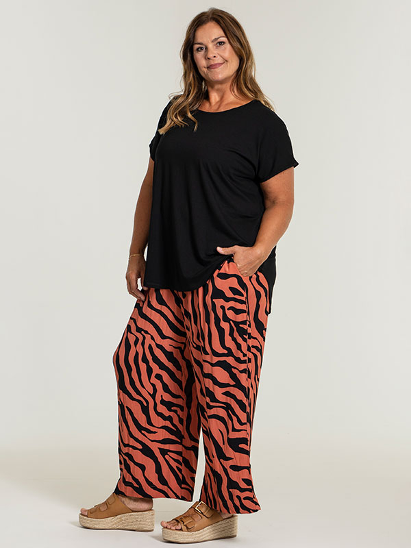 GITTE  - Plus Size T-paita fra Gozzip