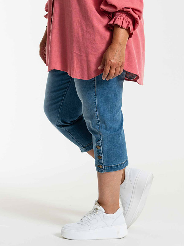 CLARA  - Plus Size Farkut fra Gozzip