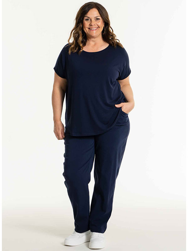 CLARA - Plus Size Housut fra Gozzip