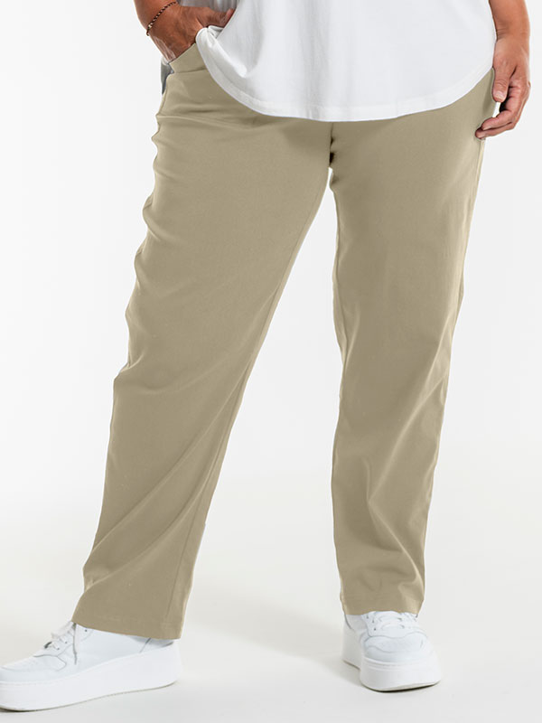 CLARA - Plus Size Housut fra Gozzip