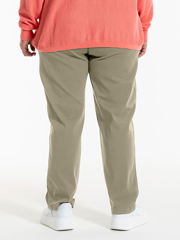 CLARA - Plus Size Housut fra Gozzip