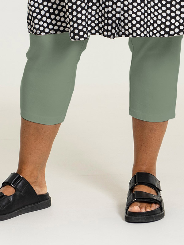 CLARA - Plus Size Leggingsit fra Gozzip