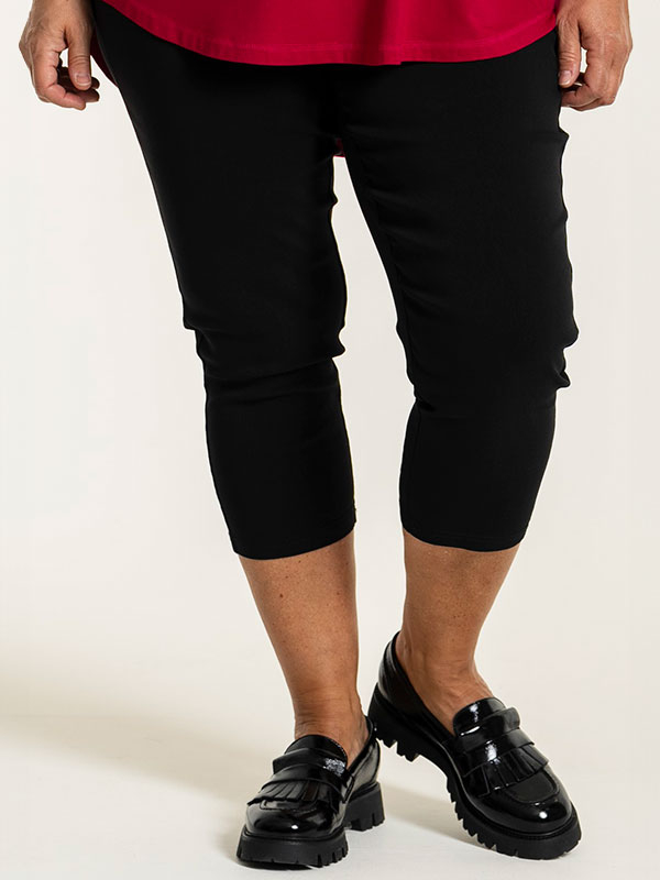 CLARA  - Plus Size Leggingsit fra Gozzip