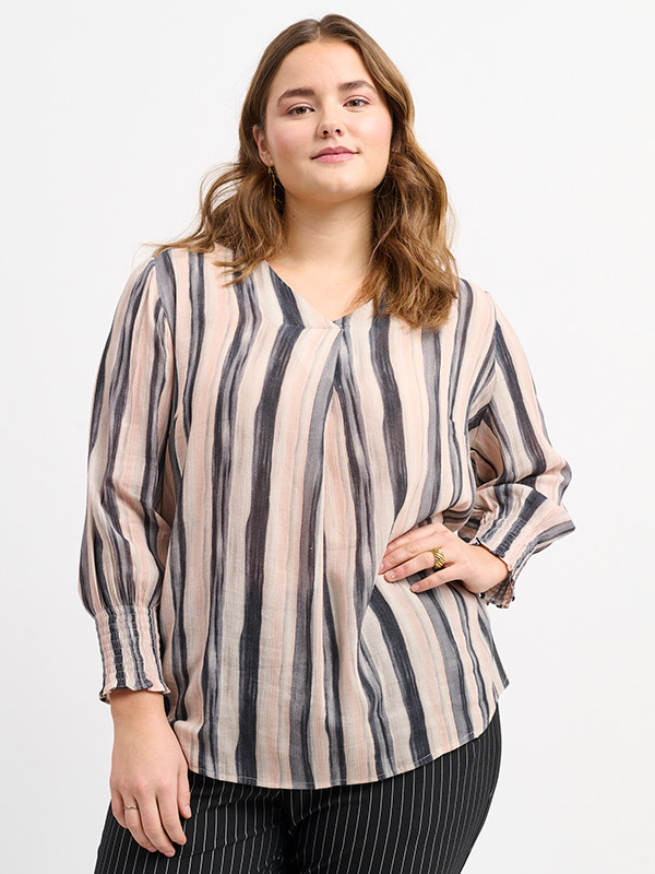 ADDIBISA - Plus Size Pusero fra Adia