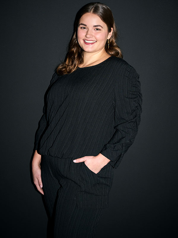 ADGELA - Plus Size Pusero fra Adia