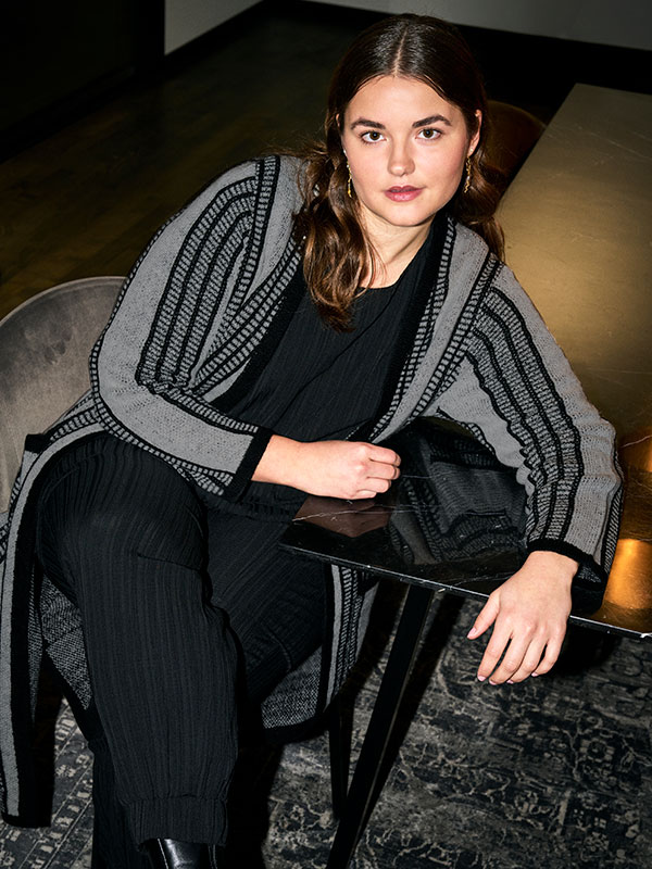ADGRACE - Plus Size Neuletakki fra Adia