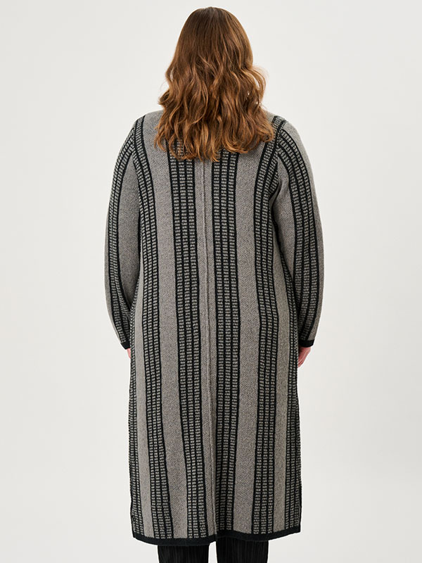 ADGRACE - Plus Size Neuletakki fra Adia