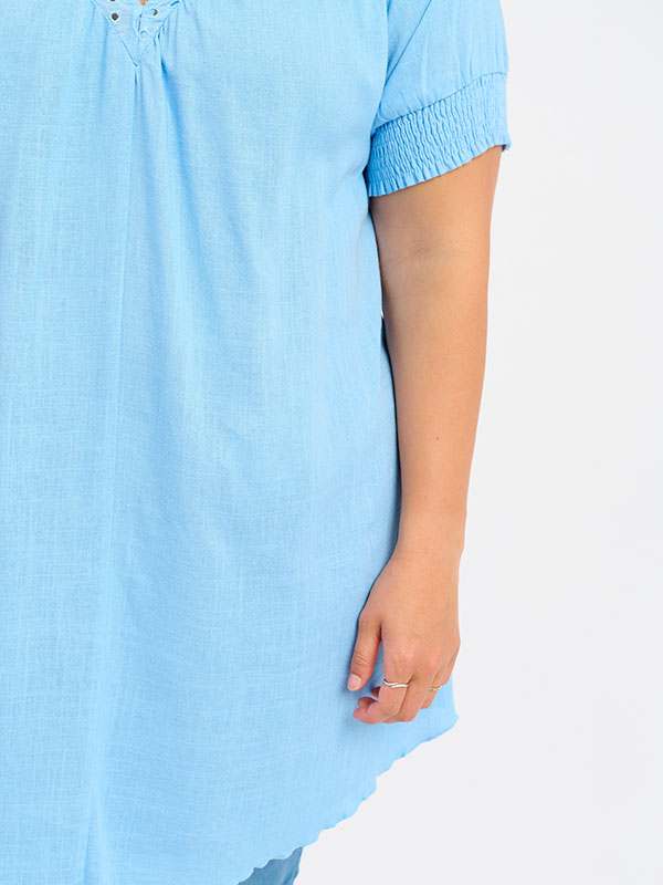 ADVALKYRIE - Plus Size Mekko fra Adia
