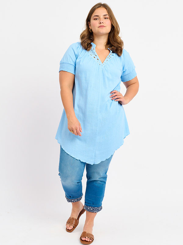 ADVALKYRIE - Plus Size Mekko fra Adia