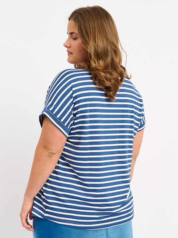 ADVI - Plus Size T-paita fra Adia