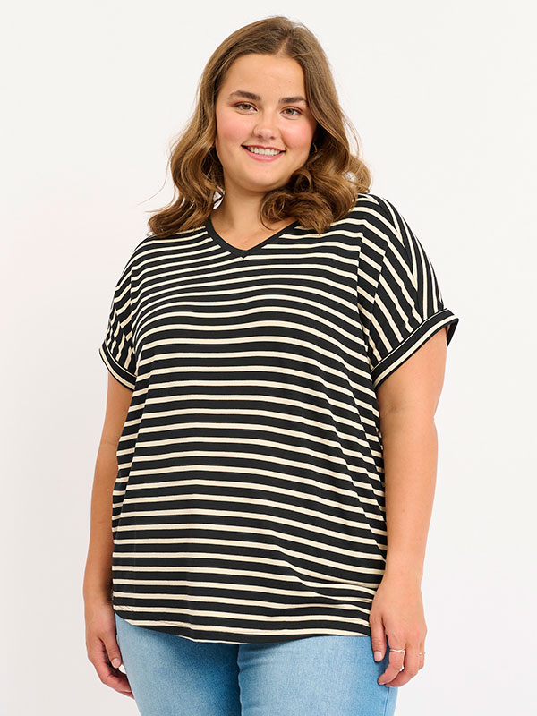ADVI - Plus Size T-paita fra Adia
