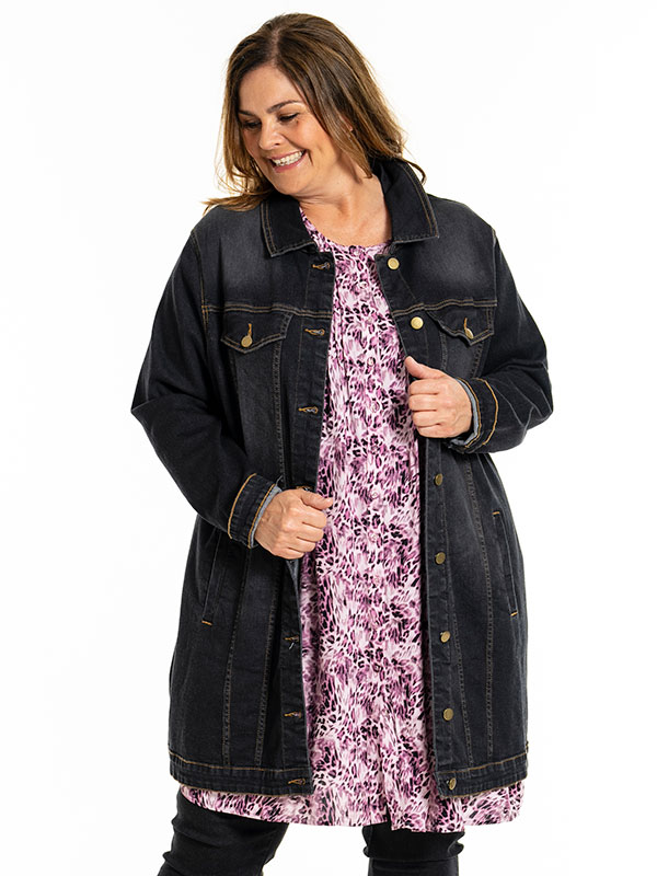AMELA - Plus Size Takki fra Gozzip