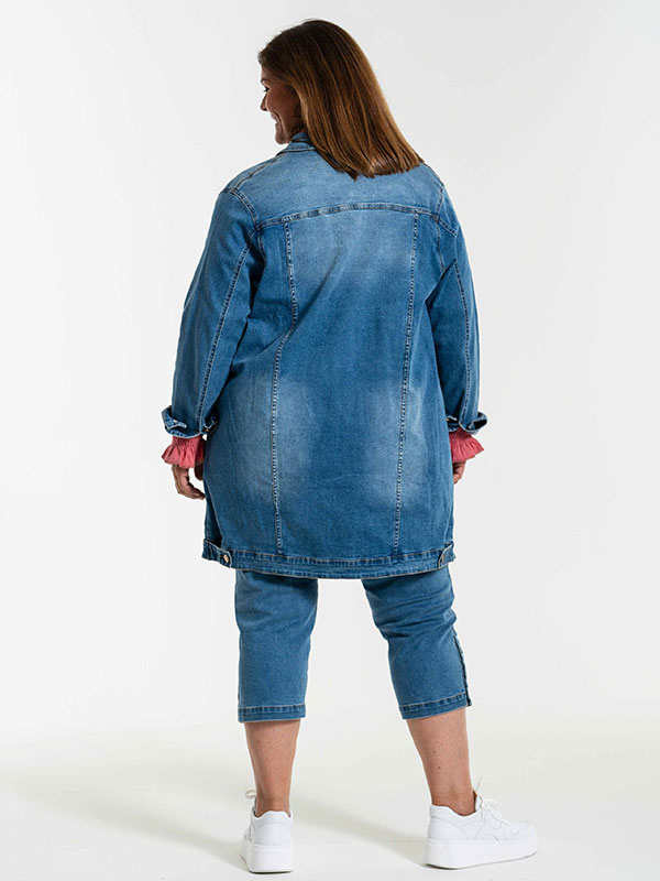 AMELA - Plus Size Takki fra Gozzip
