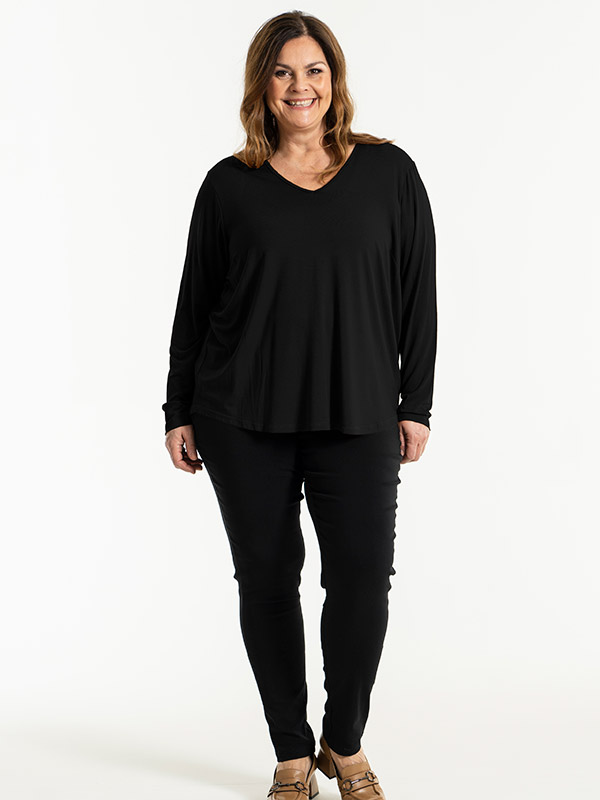GITTE  - Plus Size Pusero fra Gozzip